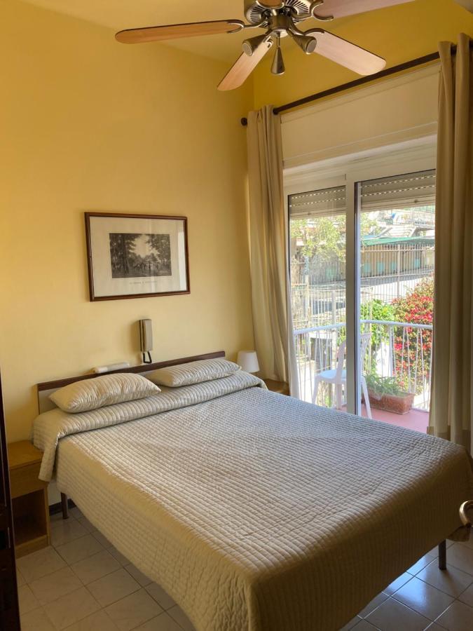 Hotel Nettuno Диано Марина Екстериор снимка